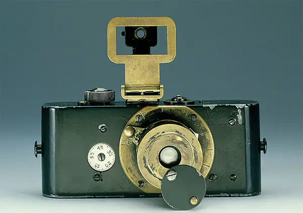 camera history