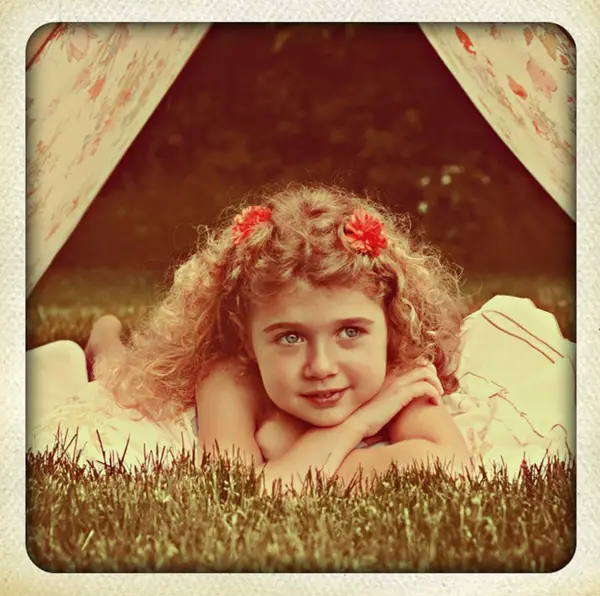 vintage little girl photo
