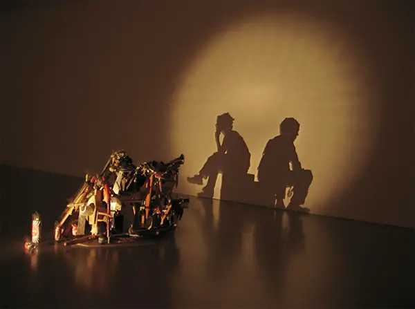 30 Examples of Amazing Shadow Art