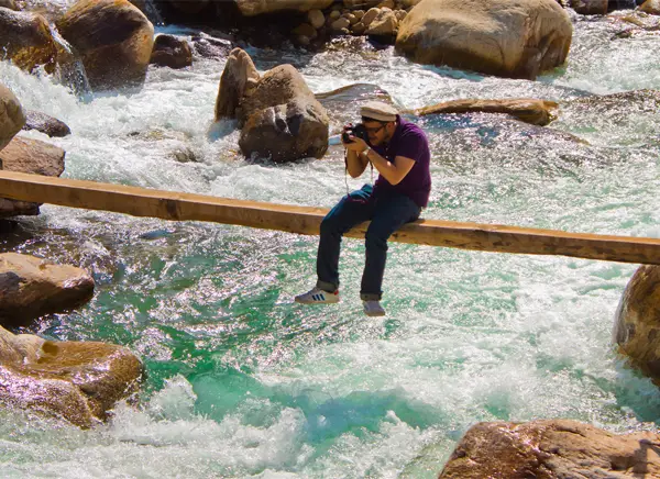 To get the best landscape shots, you’ve got to get right into the middle of the action! Photo by English Tea Store