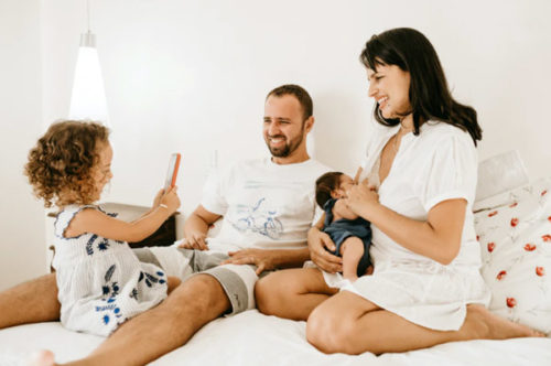 Outfits for Family Photoshoot: How to Choose and Coordinate? - Photodoto